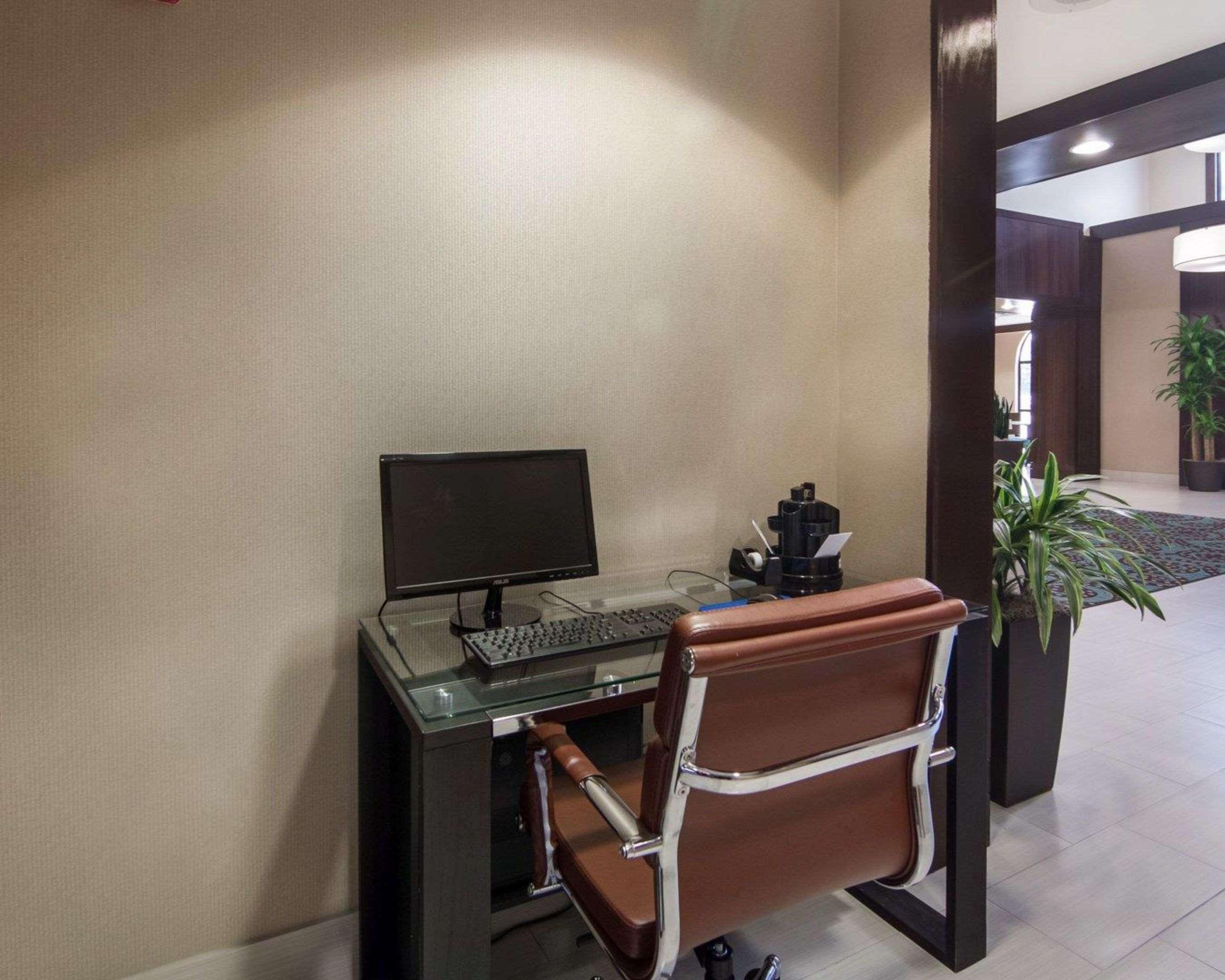 Comfort Suites Houston West At Clay Road Eksteriør billede